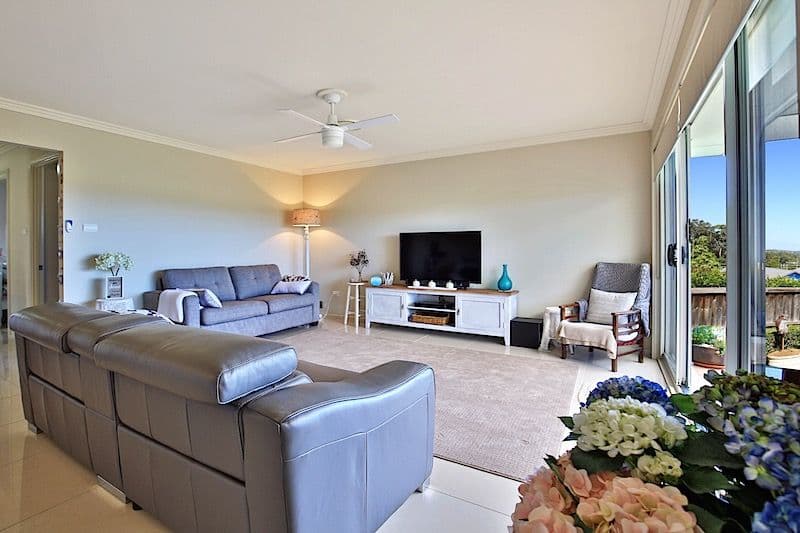 25 The Gables, Berry - Thumbnail 3