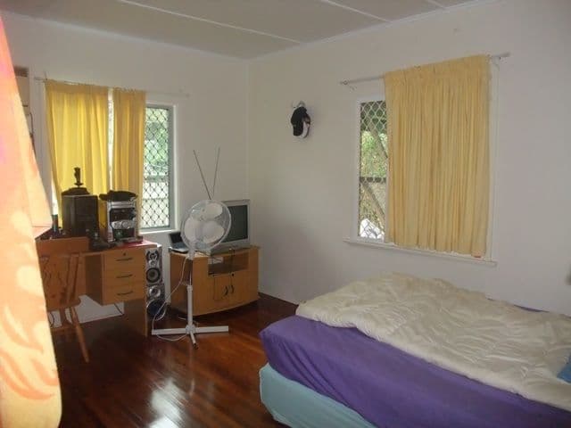 25 Streeter Avenue, WEST MACKAY QLD 4740, West Mackay - Thumbnail 6