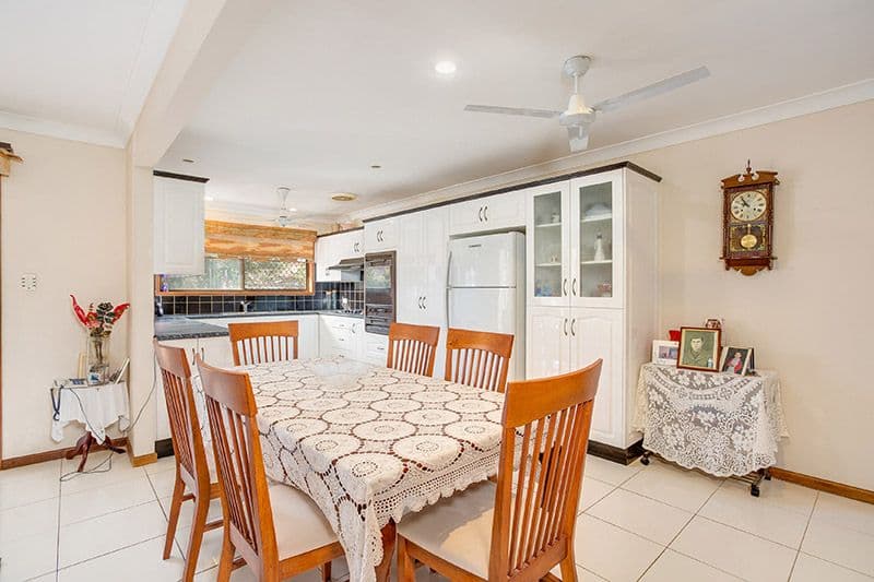 33 Claret Street, CARSELDINE QLD 4034, Carseldine - Thumbnail 4