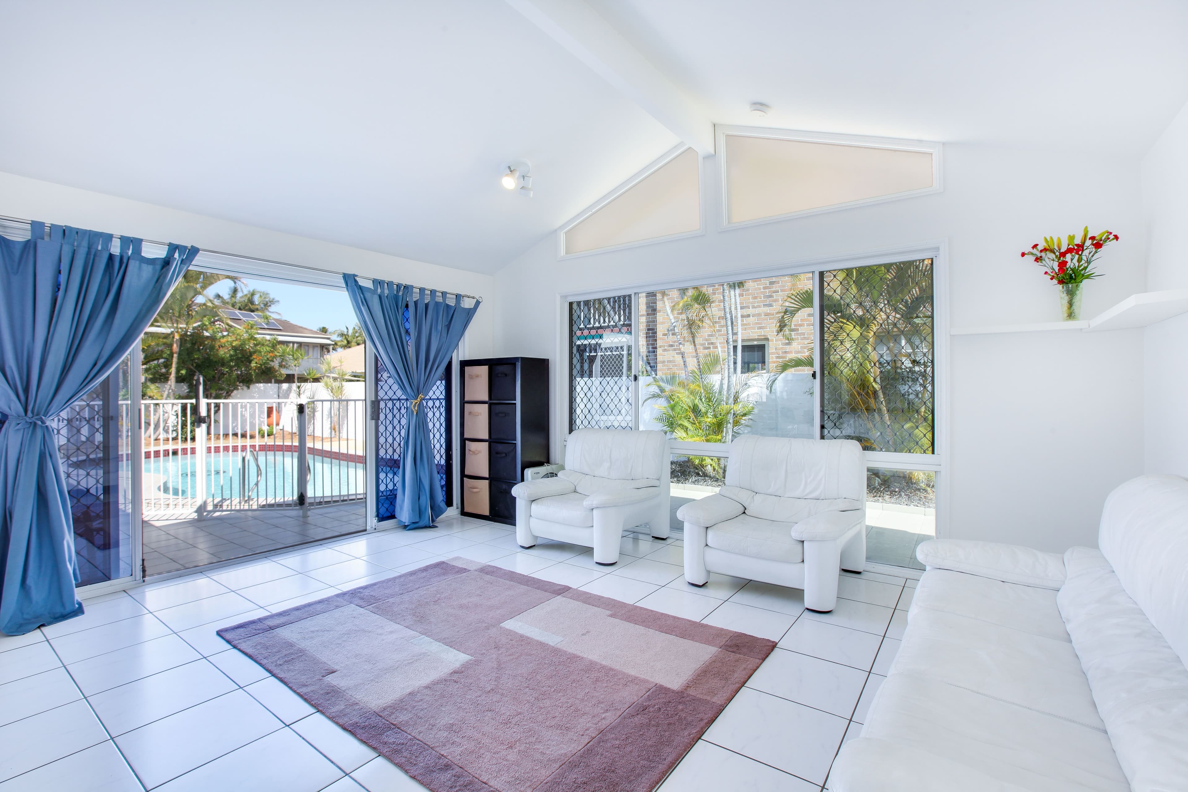 84 Santa Cruz Boulevard, Clear Island Waters QLD 4226, Clear Island Waters - Thumbnail 3