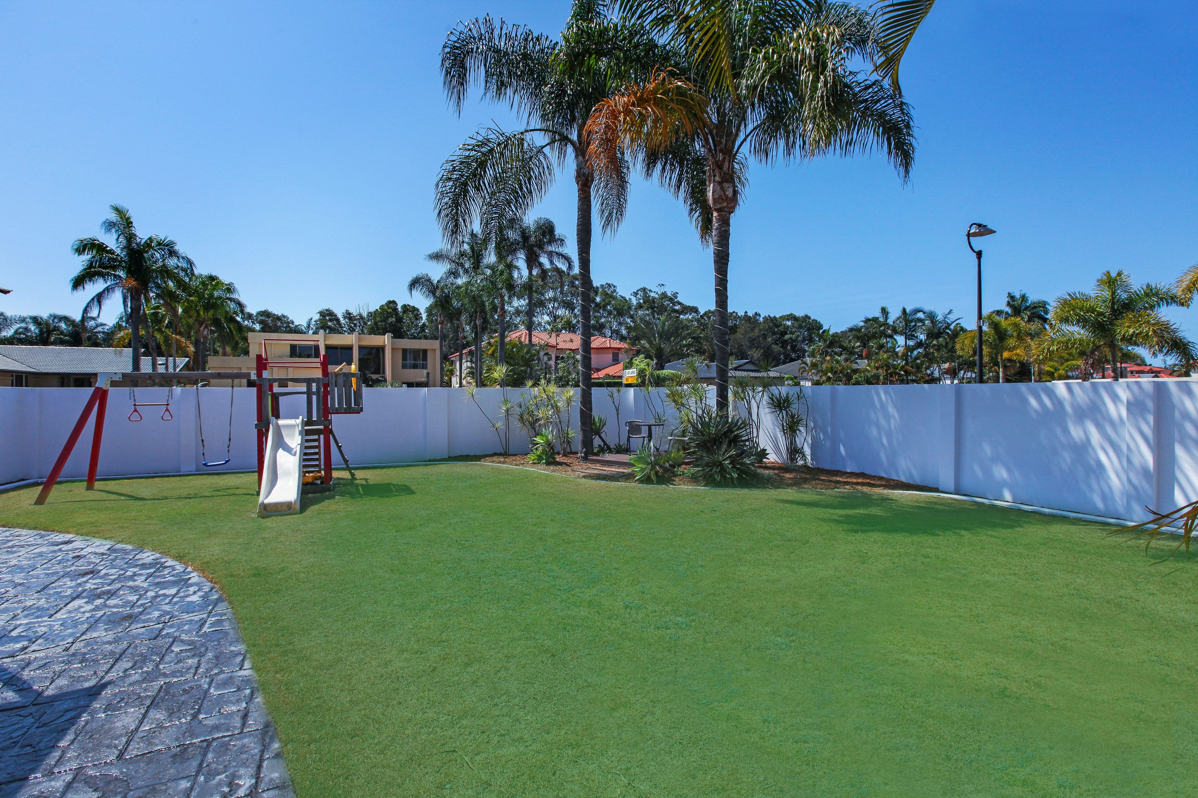 84 Santa Cruz Boulevard, Clear Island Waters QLD 4226, Clear Island Waters - Thumbnail 6