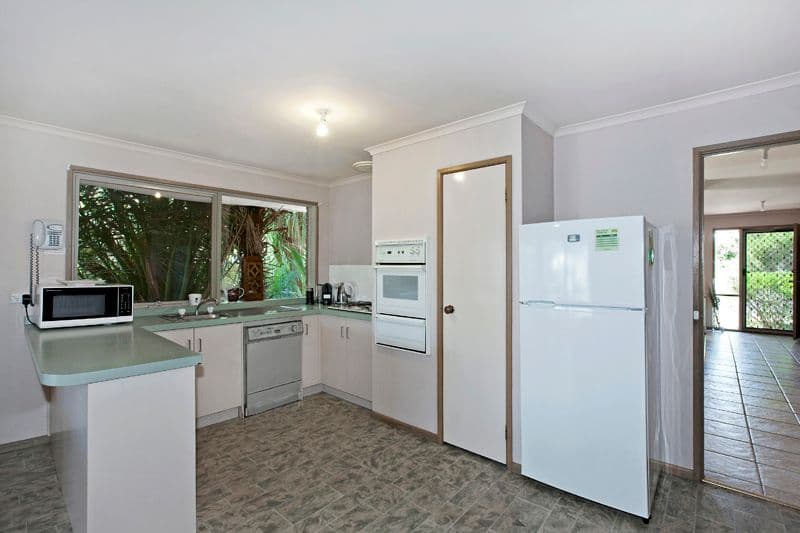 26 John Ryan Drive, SOUTH MORANG VIC 3752, South Morang - Thumbnail 8