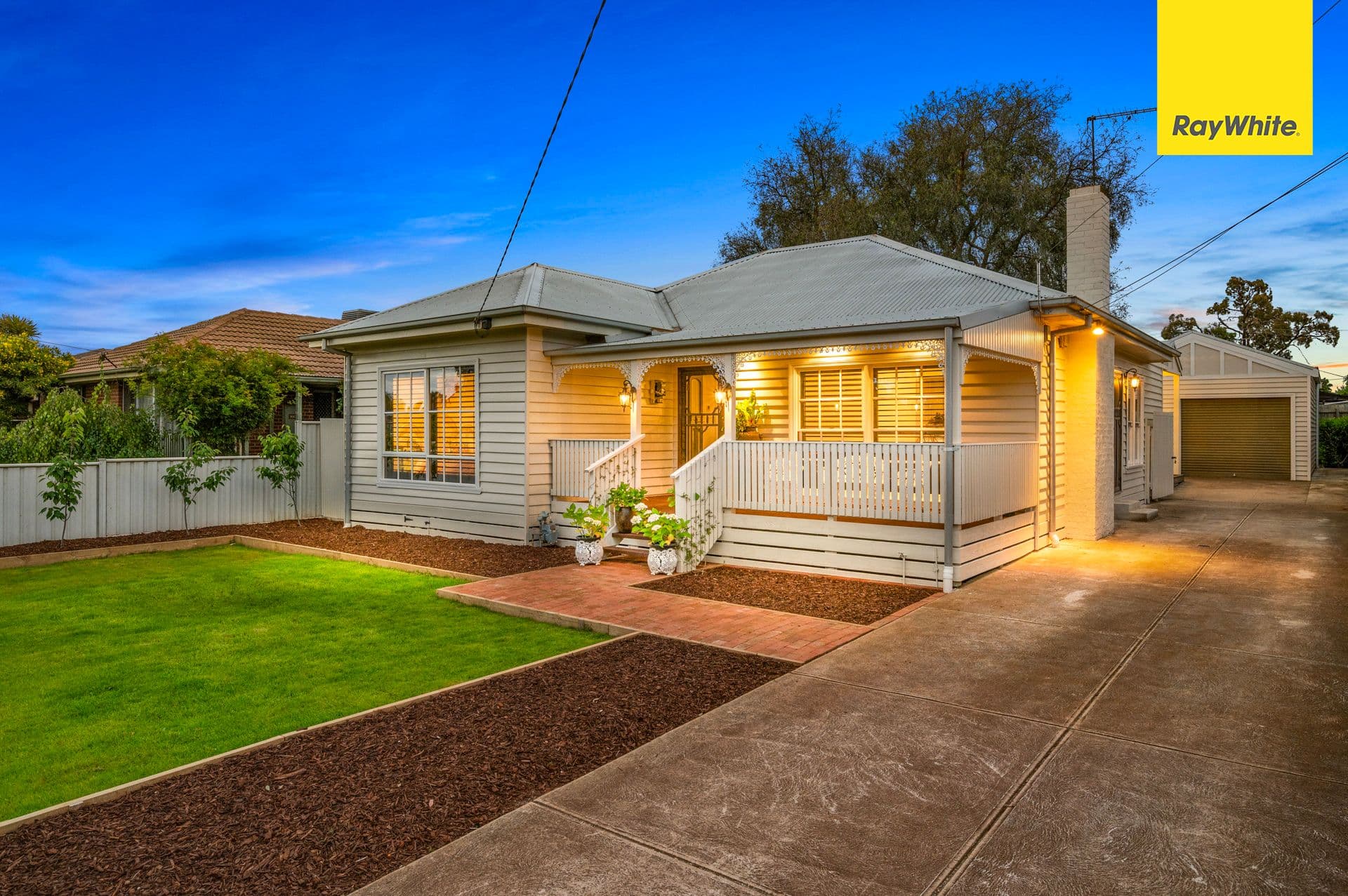 12 First Avenue, Melton South VIC 3338, Melton South - Thumbnail 2