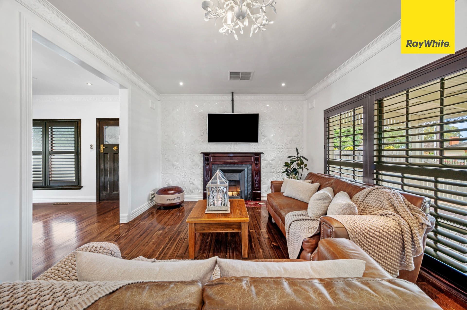 12 First Avenue, Melton South VIC 3338, Melton South - Thumbnail 4