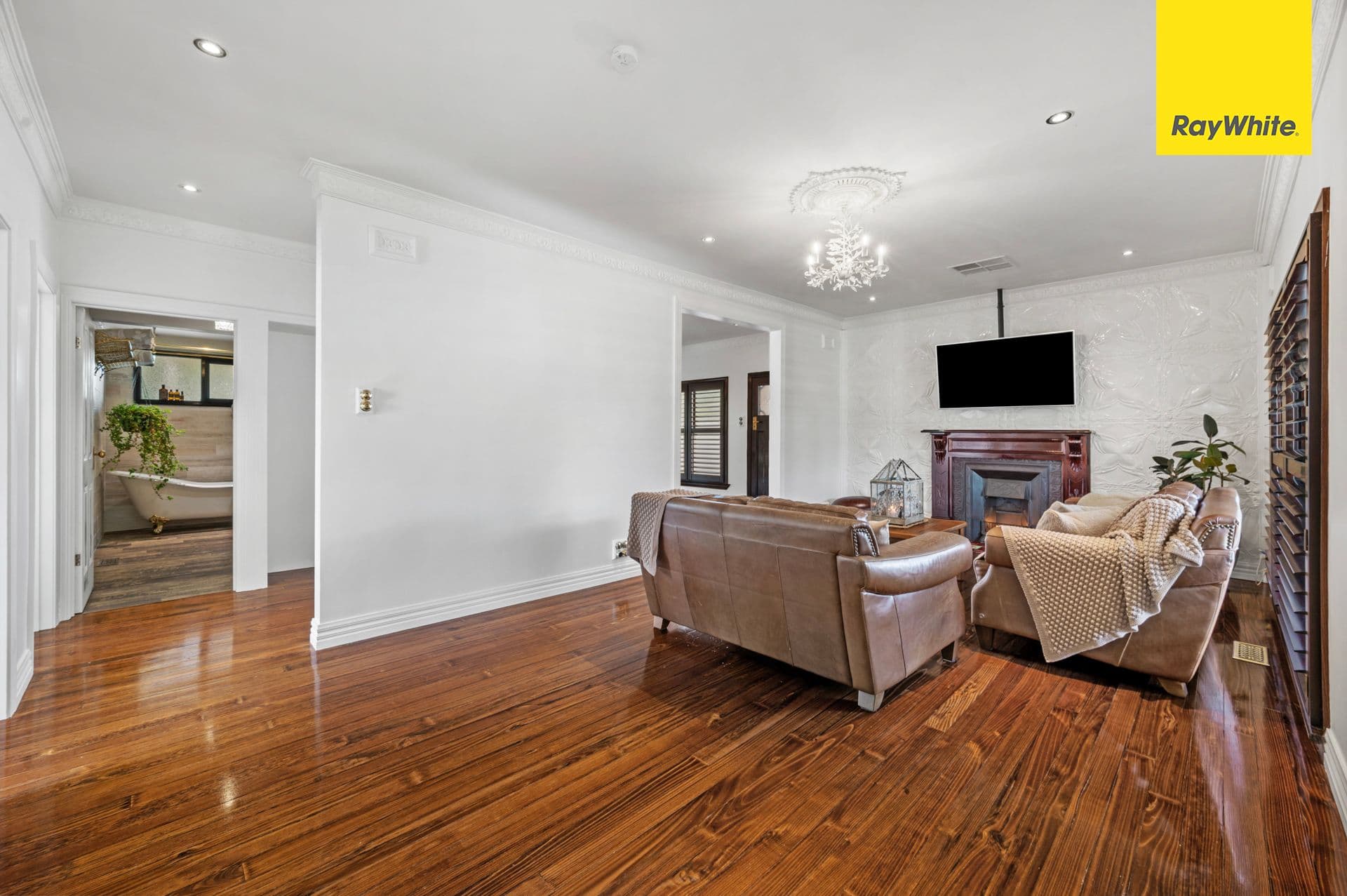 12 First Avenue, Melton South VIC 3338, Melton South - Thumbnail 5
