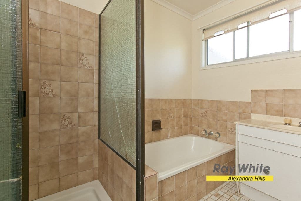 26 Hampshire Crescent, ALEXANDRA HILLS QLD 4161, Alexandra Hills - Thumbnail 6