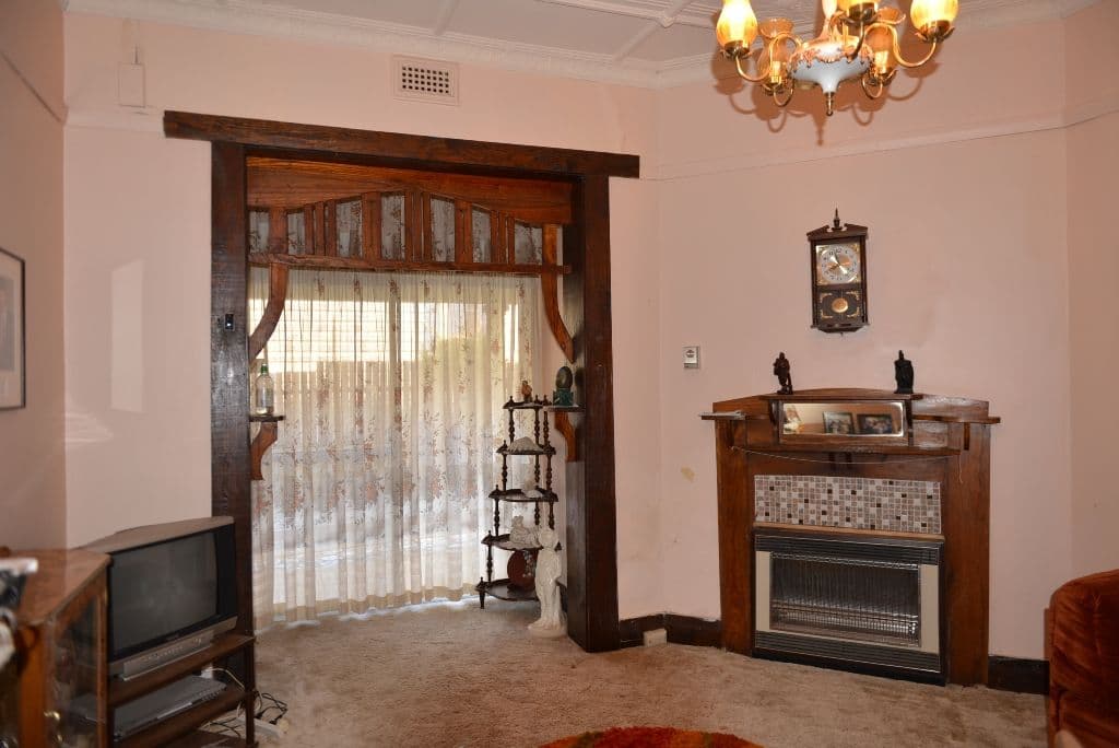 35 Caple Street, YOUNG NSW 2594, Young - Thumbnail 2
