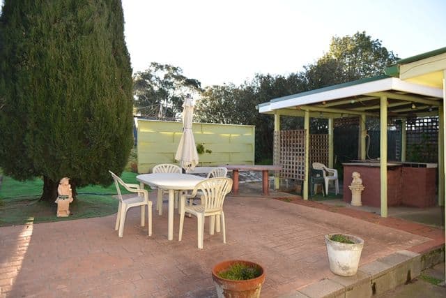 35 Caple Street, YOUNG NSW 2594, Young - Thumbnail 3