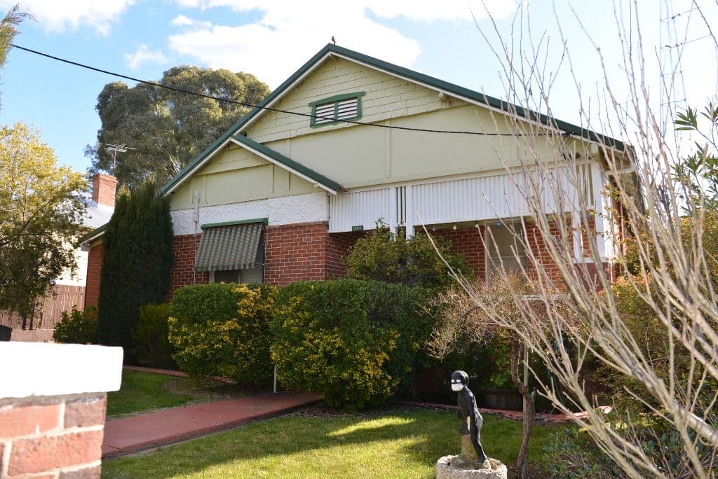35 Caple Street, YOUNG NSW 2594, Young - Thumbnail 5