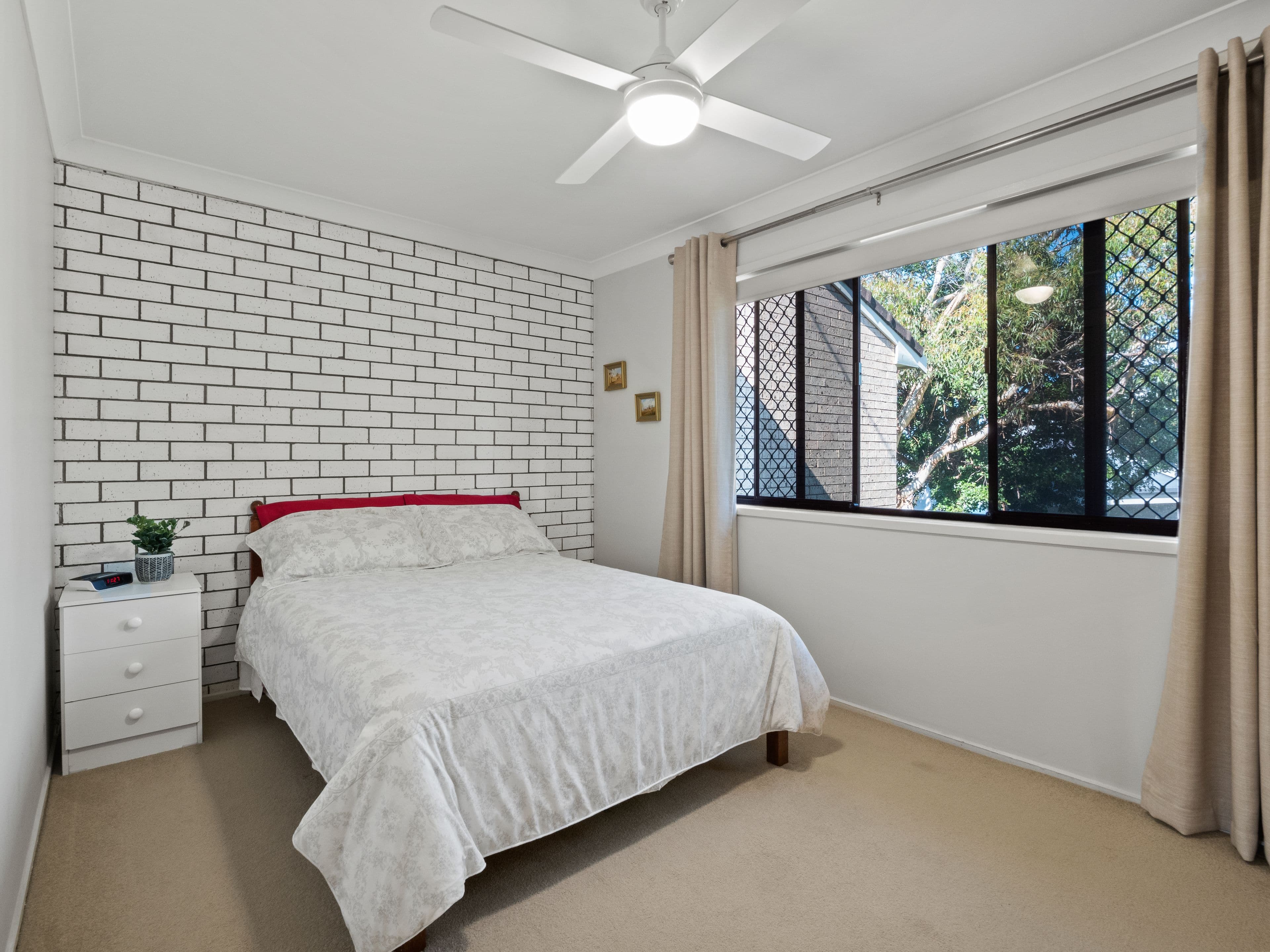 14 Shrike Court, Burleigh Waters QLD 4220, Burleigh Waters - Thumbnail 4