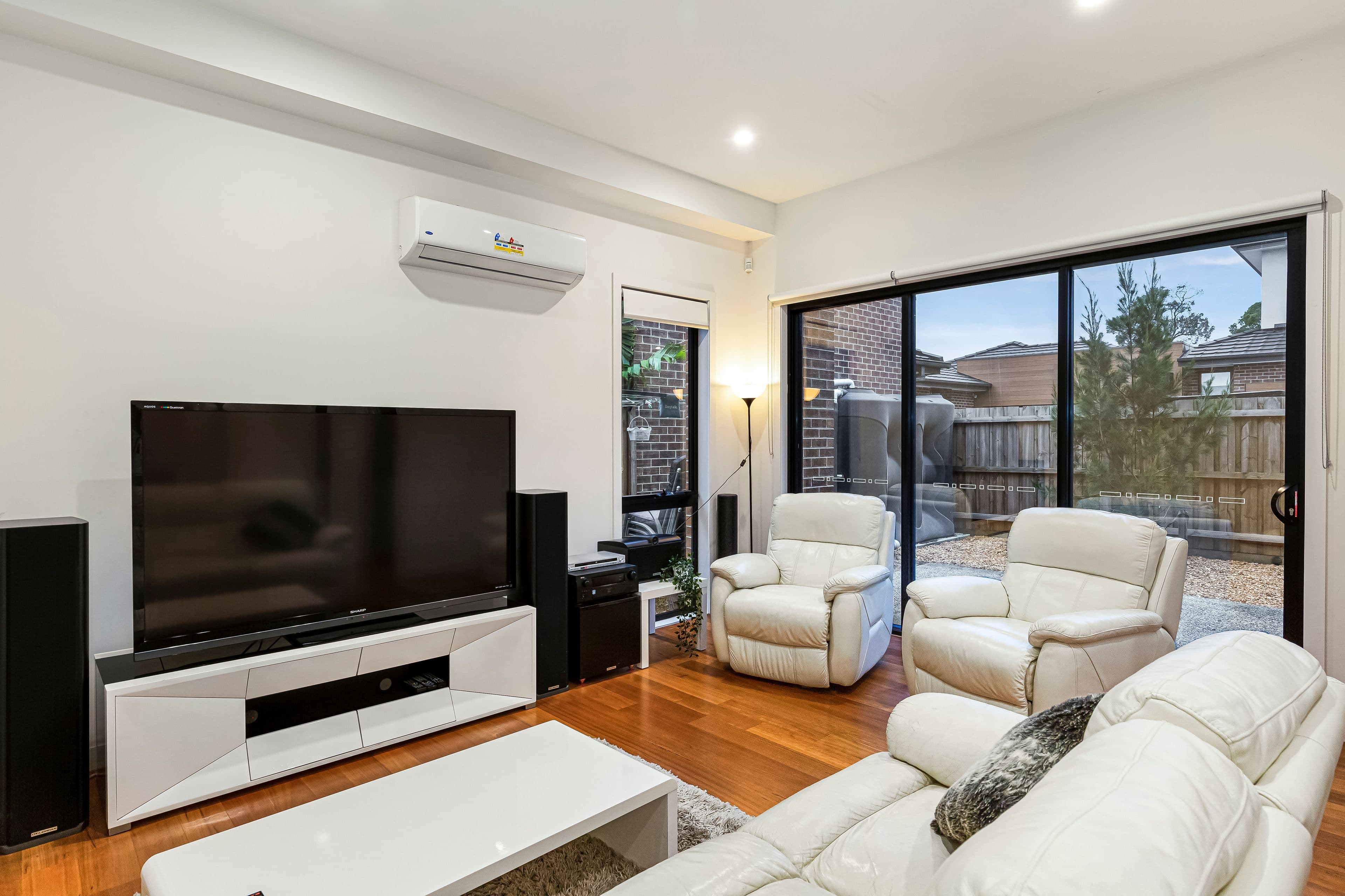 26 Carlisle Road, Ferntree Gully VIC 3156, Ferntree Gully - Thumbnail 2