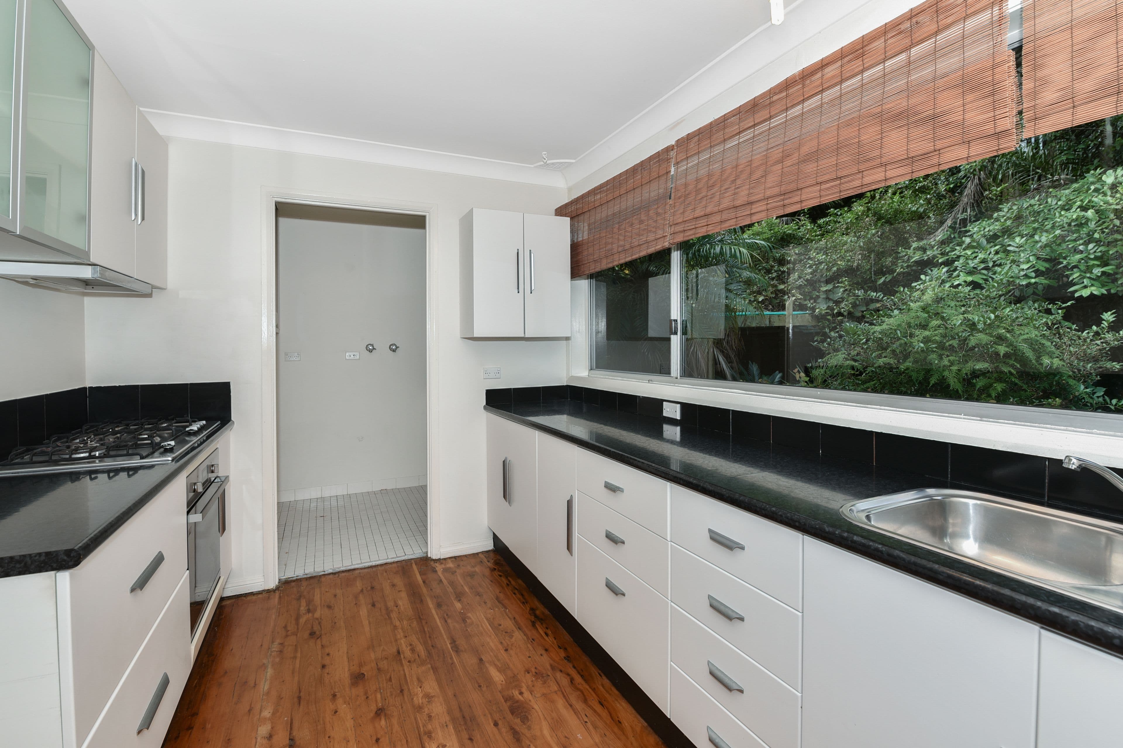 10 Duncan Road, North Avoca - Thumbnail 2