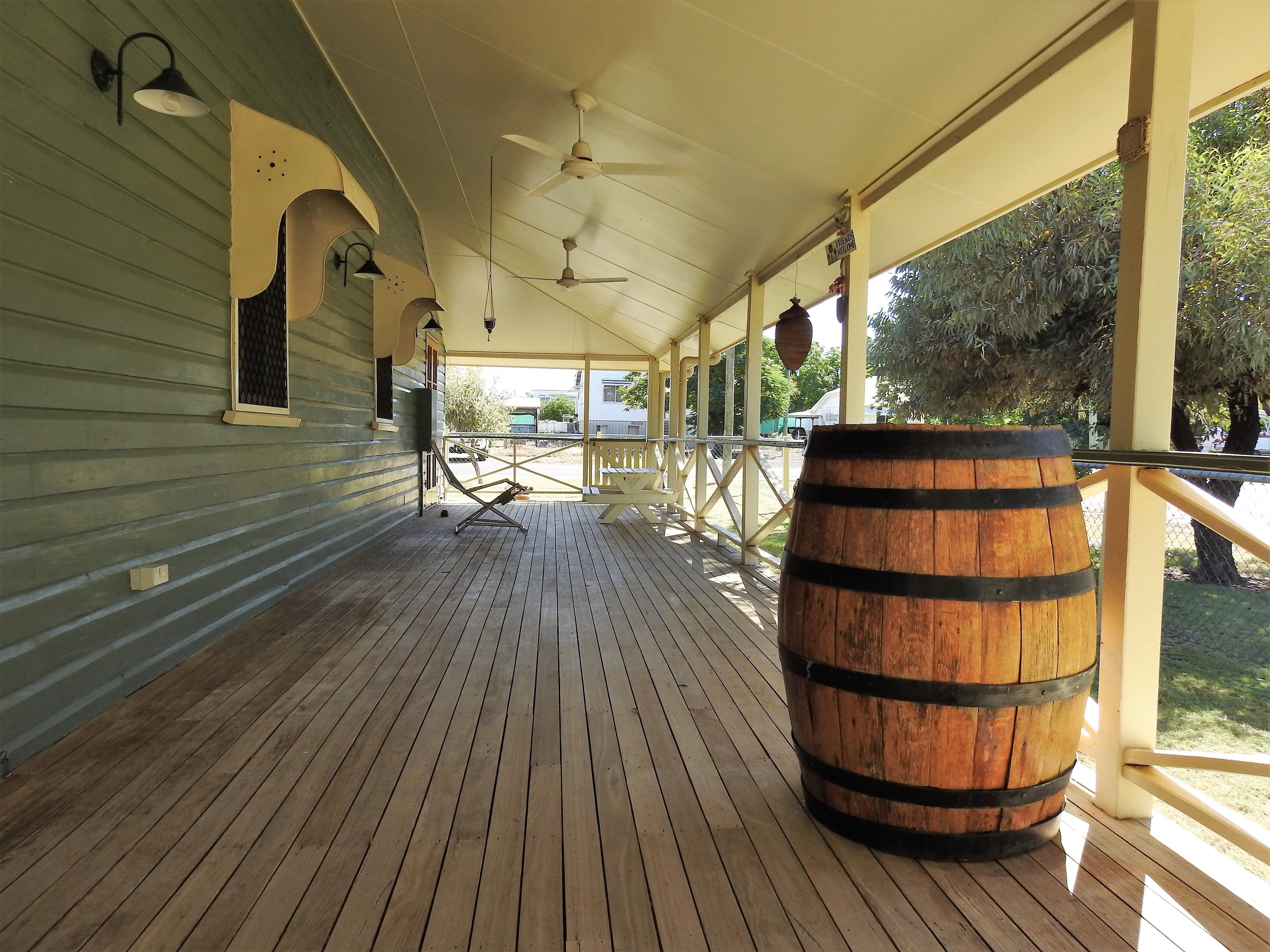 17 Brolga Street, Longreach QLD 4730, Longreach - Thumbnail 3