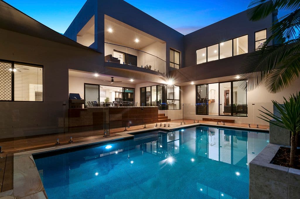 121 Sheehan Avenue, Hope Island QLD 4212, Hope Island - Thumbnail 2