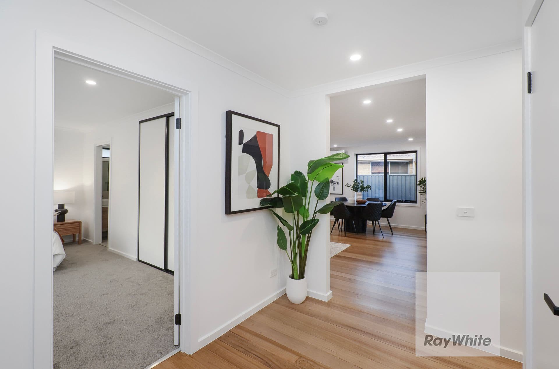 2 Townsend Avenue, Gladstone Park VIC 3043, Gladstone Park - Thumbnail 4