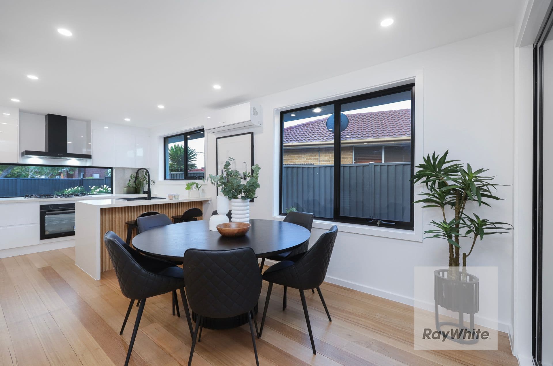 2 Townsend Avenue, Gladstone Park VIC 3043, Gladstone Park - Thumbnail 8