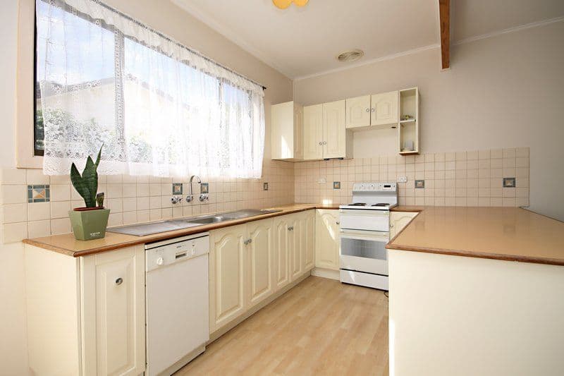4 Lymn Avenue, ATHELSTONE SA 5076, Athelstone - Thumbnail 3