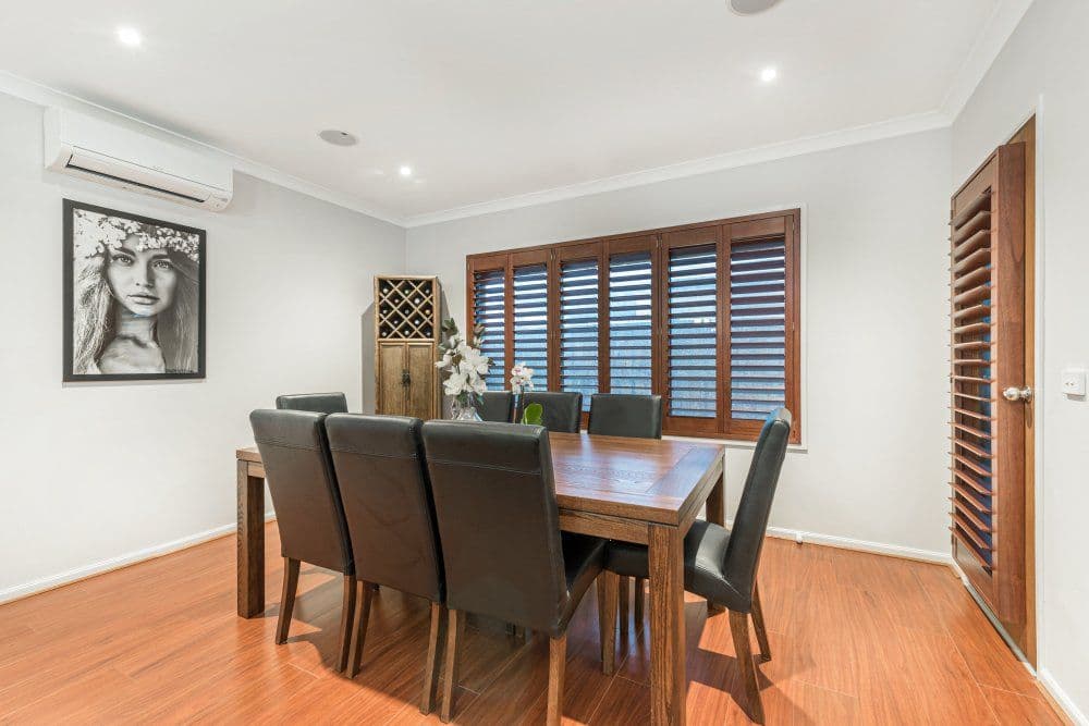45 Royaloak Crescent, Cranbourne East VIC 3977, Cranbourne East - Thumbnail 5