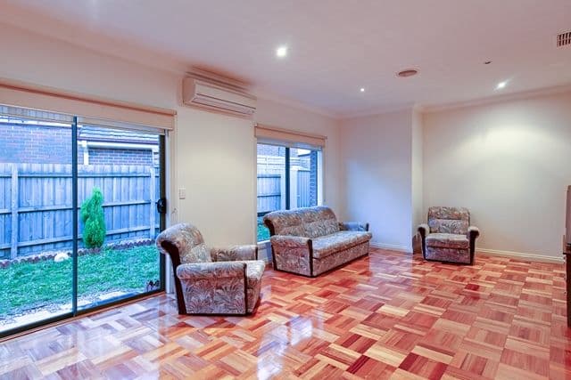 144 St Vigeons Road, RESERVOIR VIC 3073, Reservoir - Thumbnail 2