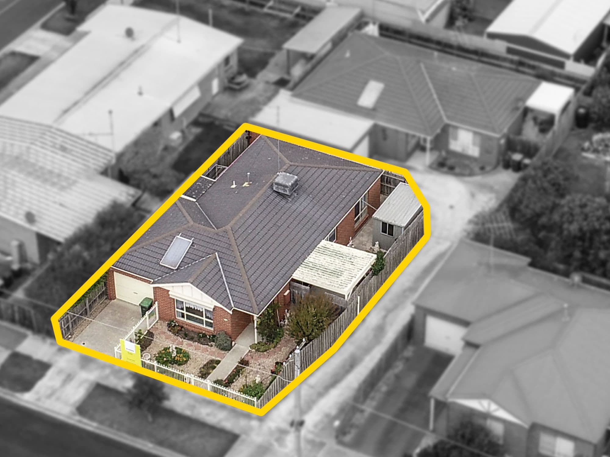 4 Francis Avenue, Newcomb VIC 3219, Newcomb - Thumbnail 2