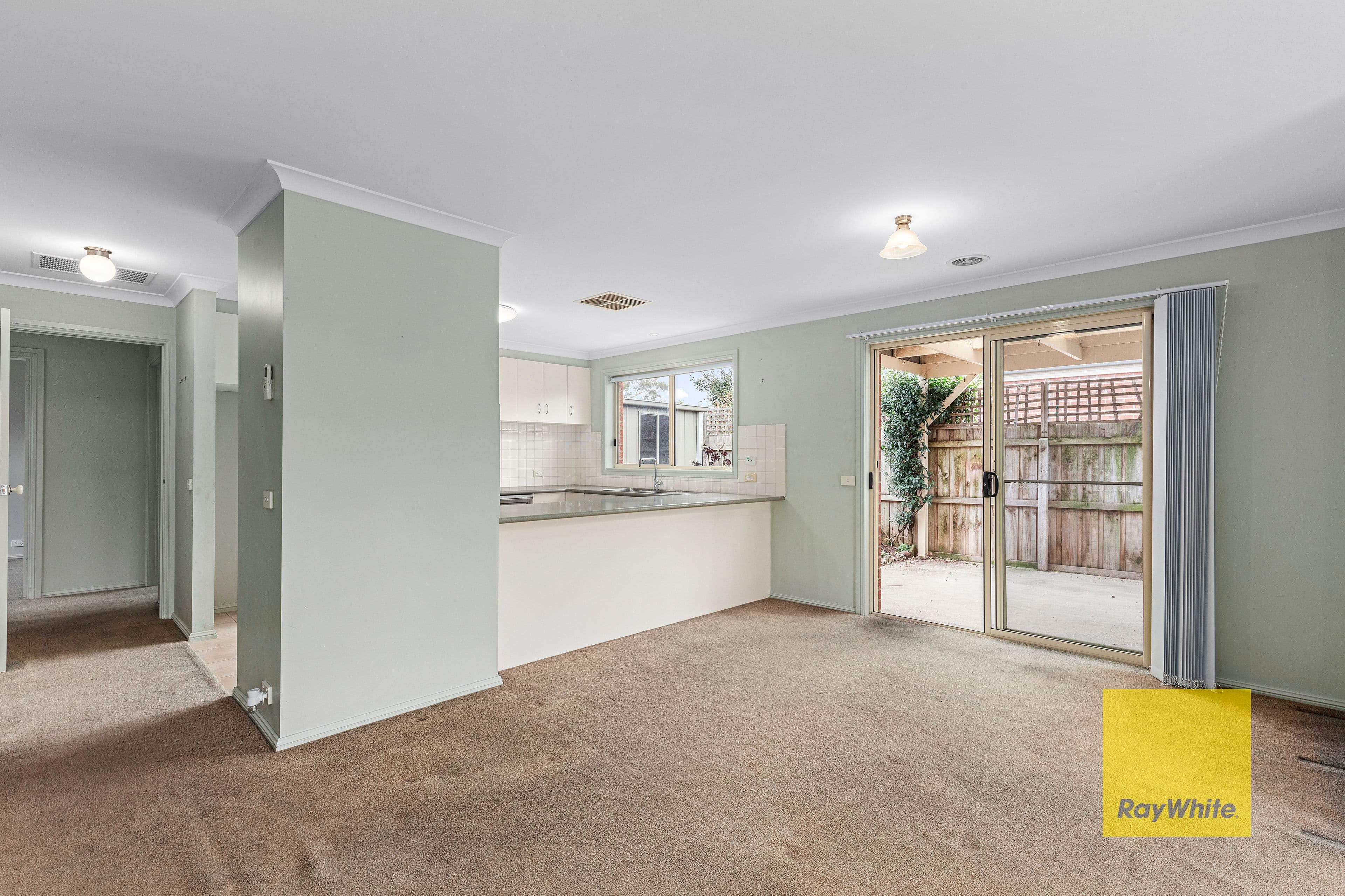 4 Francis Avenue, Newcomb VIC 3219, Newcomb - Thumbnail 6