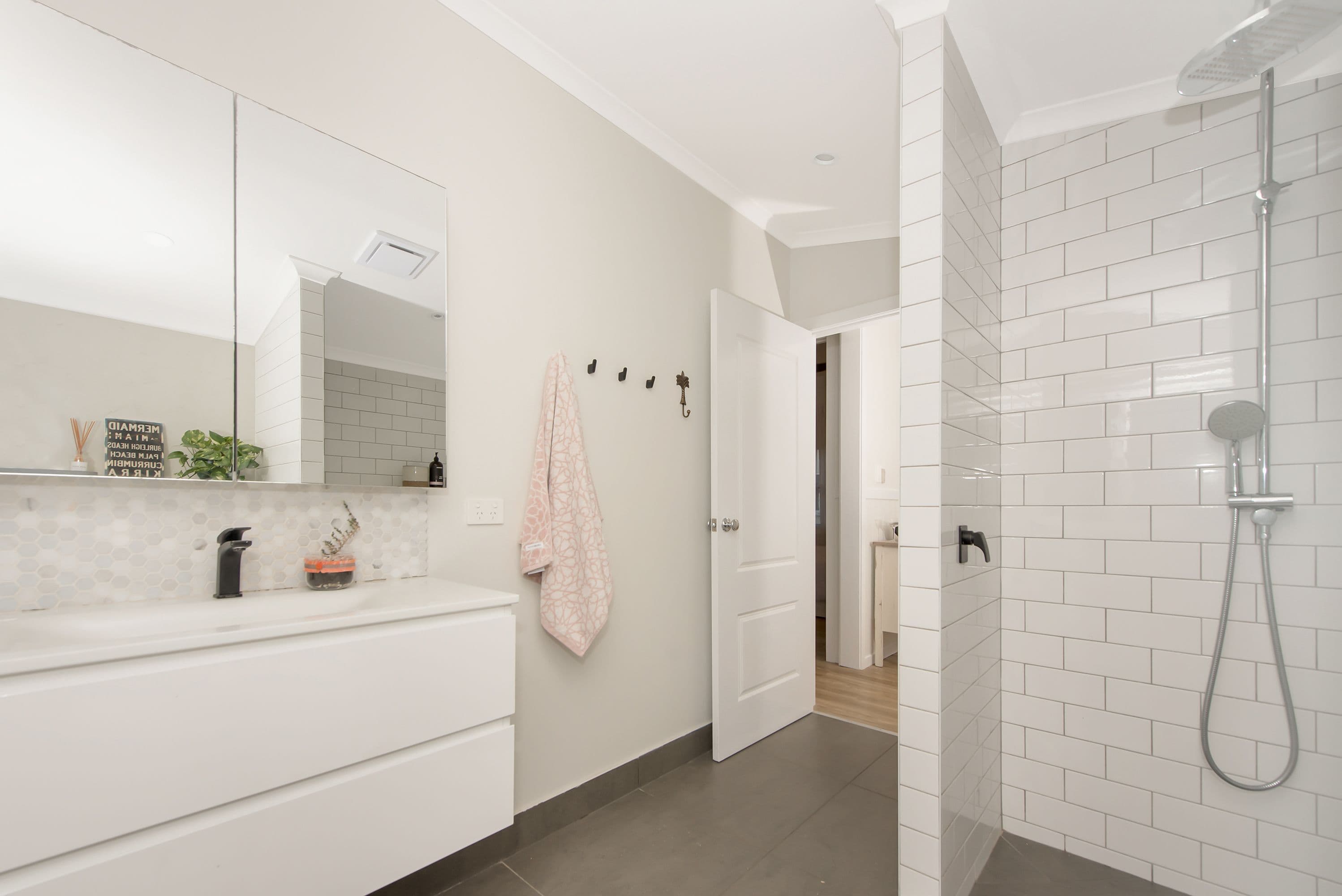 24 Plant Street, West End QLD 4810, West End - Thumbnail 6