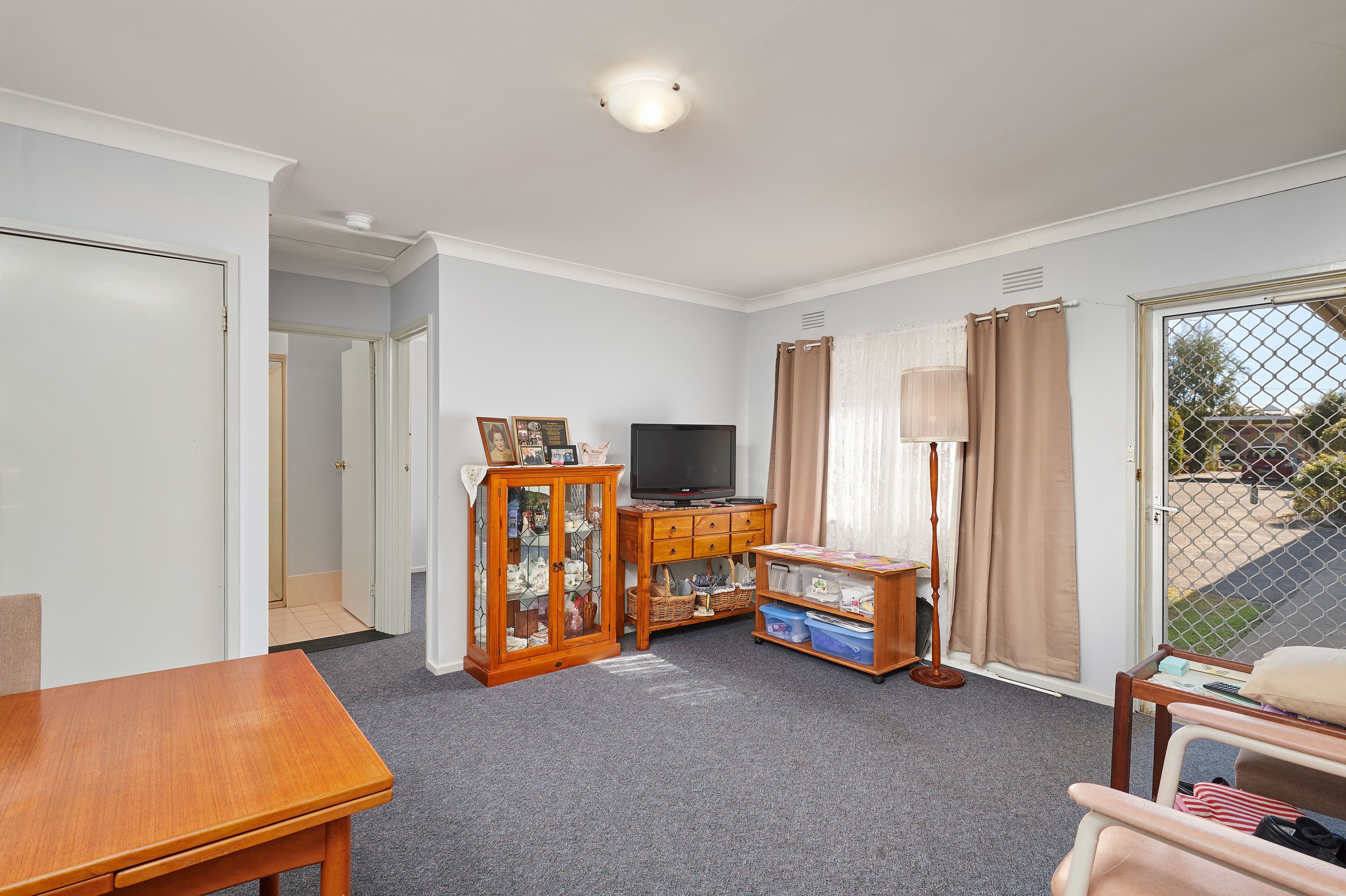 10 Higgins Avenue, Wagga Wagga NSW 2650, Wagga Wagga - Thumbnail 2