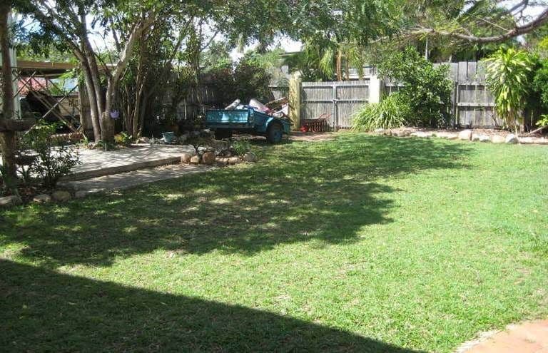 18 Fraser Avenue, CRANBROOK QLD 4814, Cranbrook - Thumbnail 3