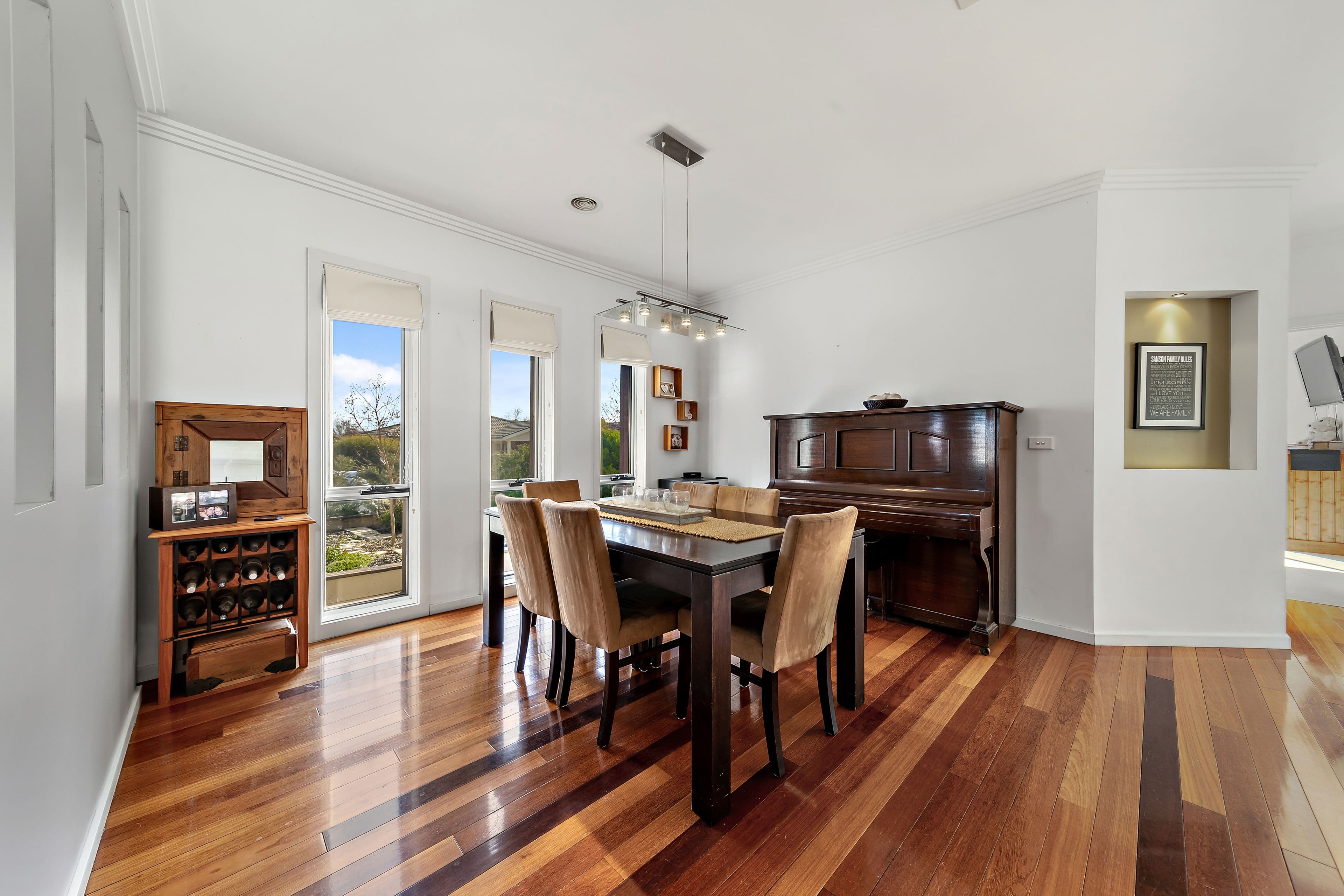 25 Hanrahan Crescent, Dunlop ACT 2615, Dunlop - Thumbnail 7