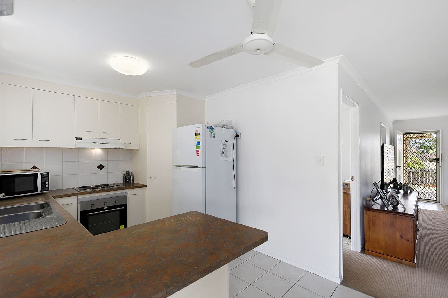 6 Gunsynd Way, Point Vernon QLD 4655, Point Vernon - Thumbnail 6