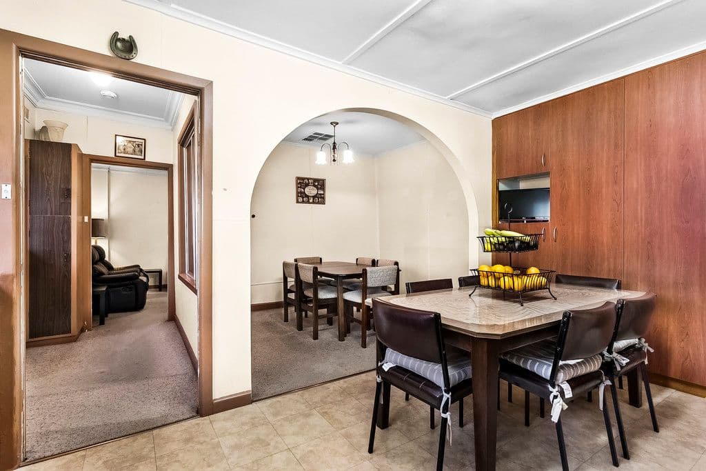26 Salisbury Grove, Northcote VIC 3070, Northcote - Thumbnail 2