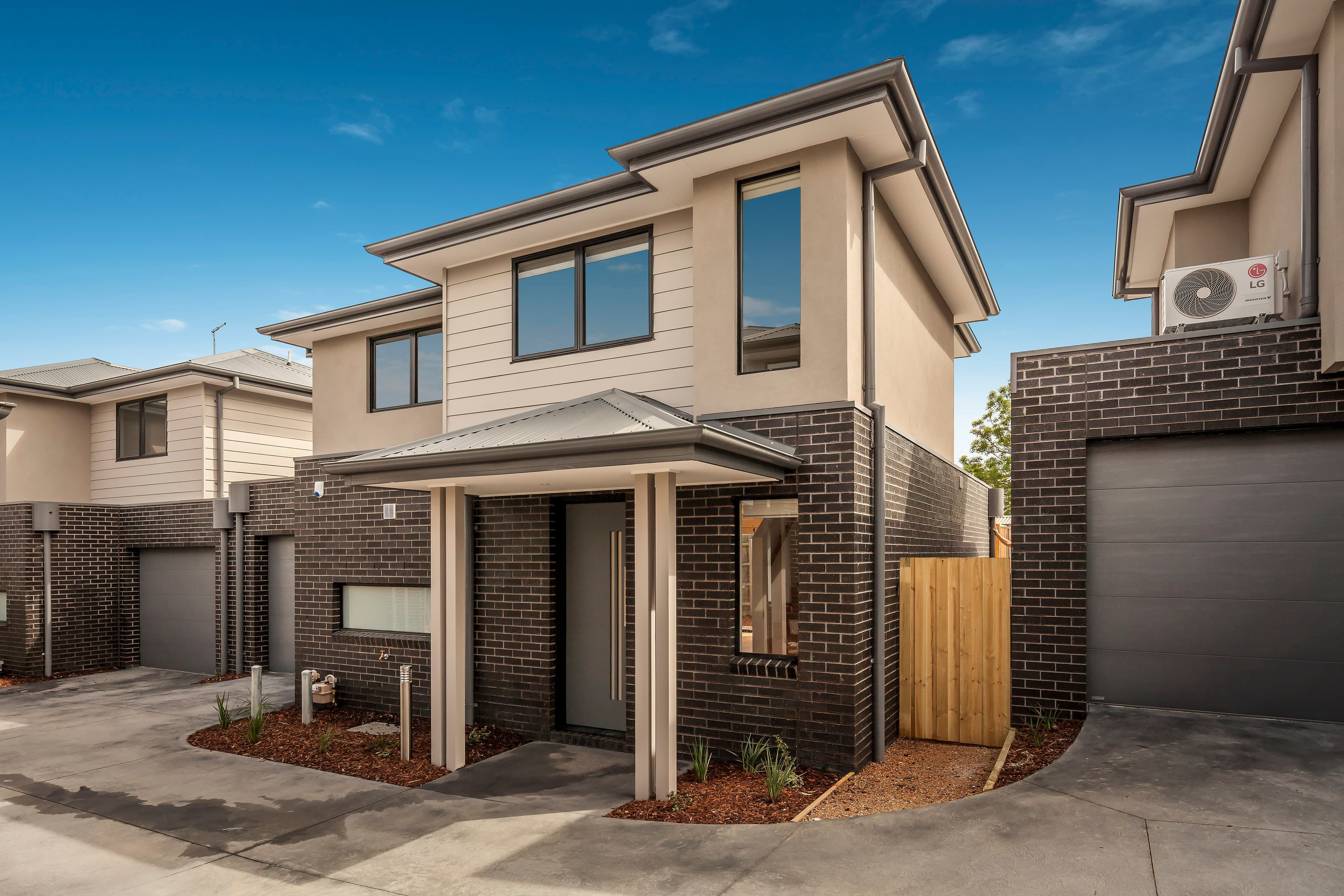 22 Porter Road, Heidelberg Heights VIC 3081, Heidelberg Heights - Image 1