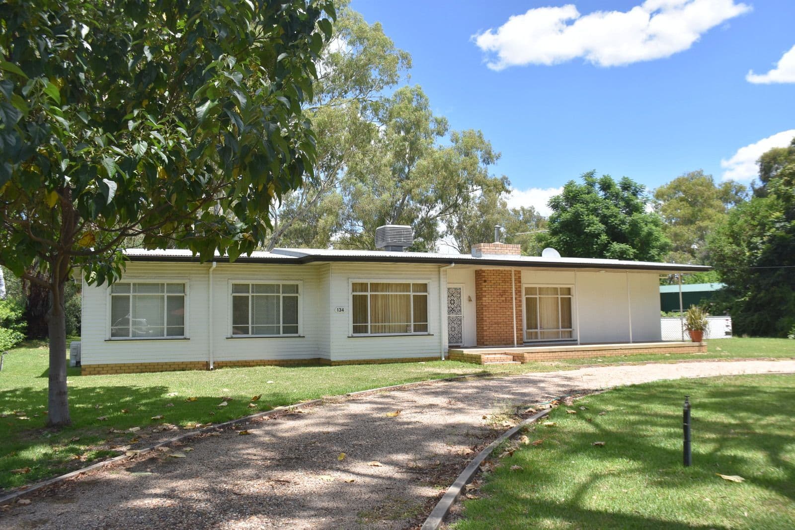 134 Greenbah Road, Moree NSW 2400, Moree - Thumbnail 2
