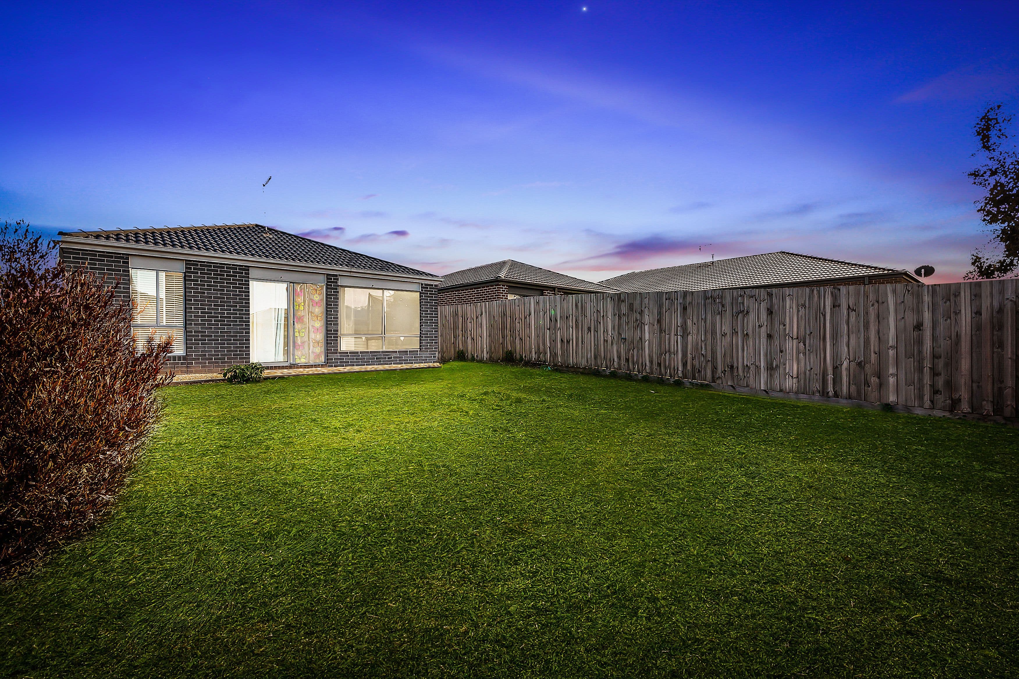 8 Ravida Avenue, HARKNESS VIC 3337, Harkness - Thumbnail 8