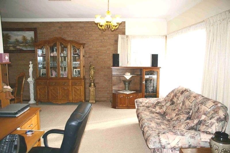 98 Brewarinna Street, RENMARK SA 5341, Renmark North - Thumbnail 6