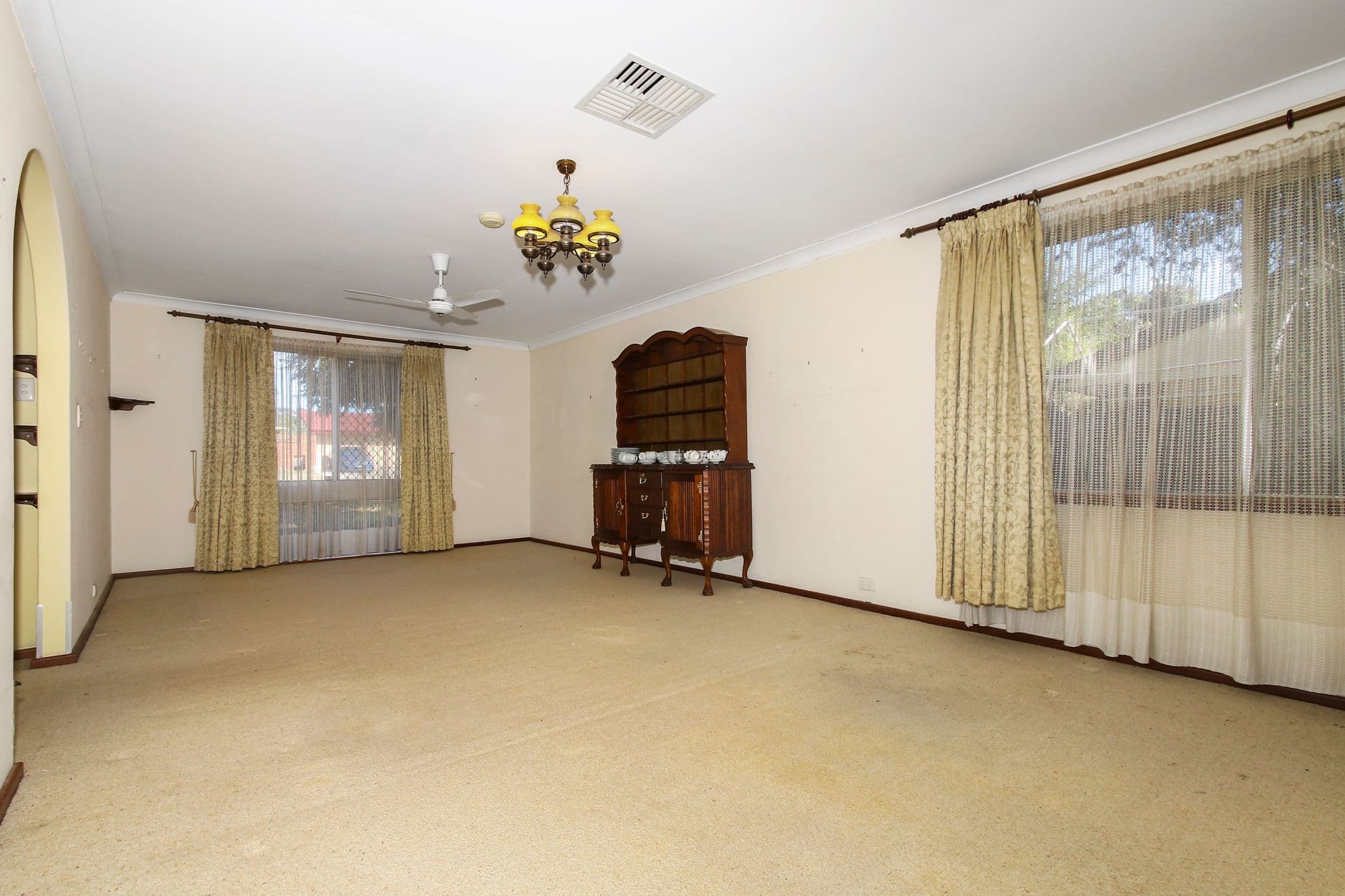 11 Aralia Way, Forrestfield WA 6058, Forrestfield - Thumbnail 2