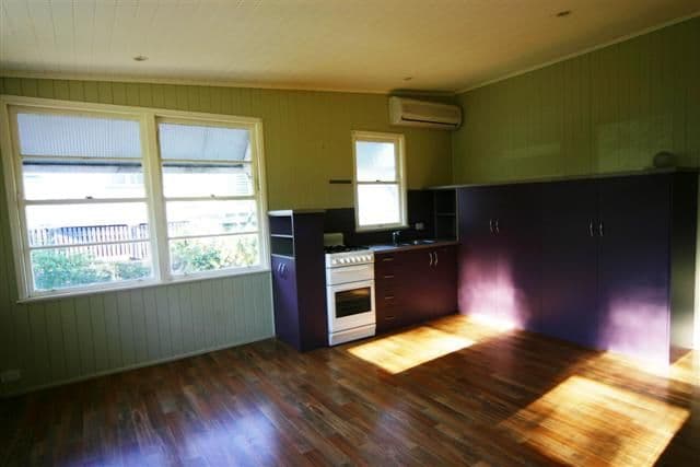 30 Myall Street, DALBY QLD 4405, Dalby - Thumbnail 4