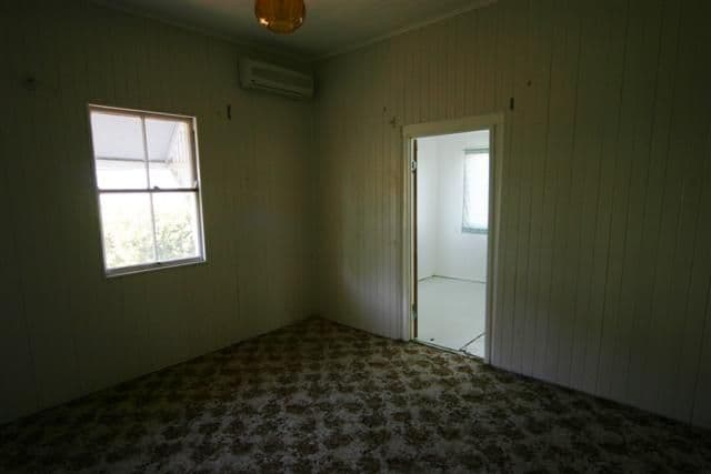 30 Myall Street, DALBY QLD 4405, Dalby - Thumbnail 7