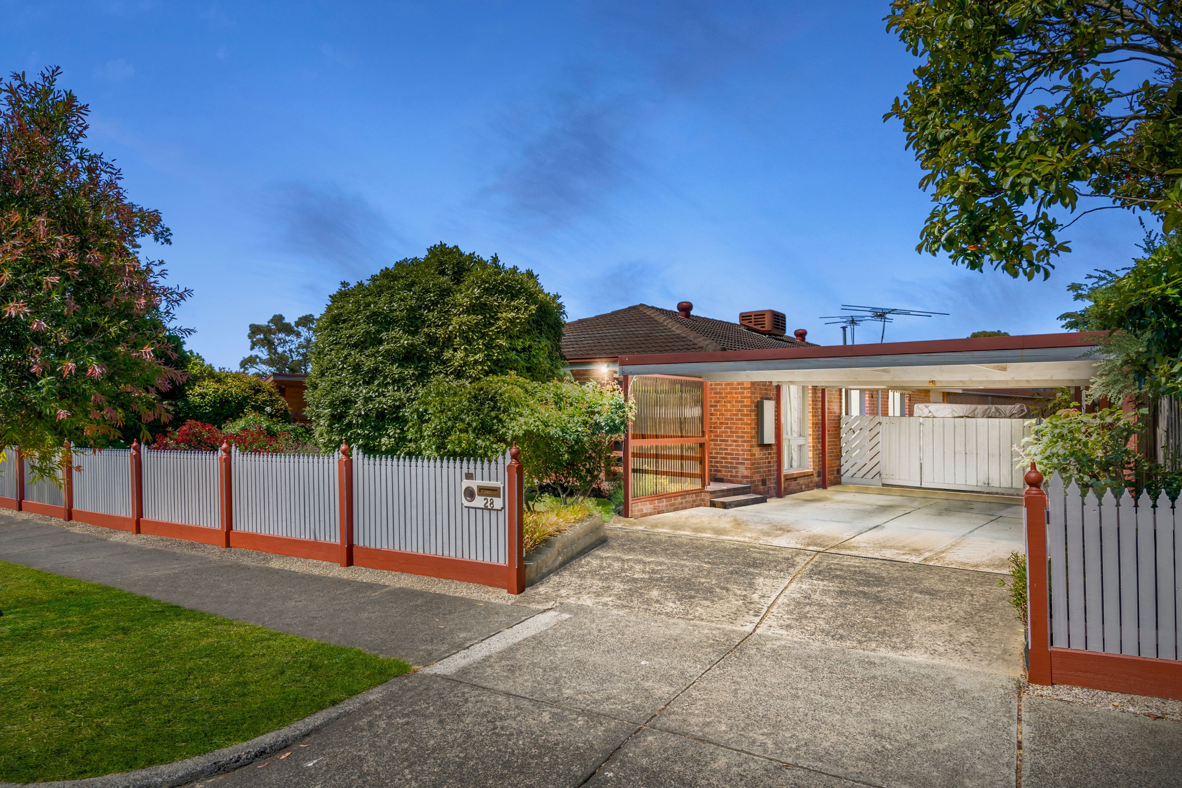 28 Raphael Crescent, Frankston VIC 3199, Frankston - Image 1