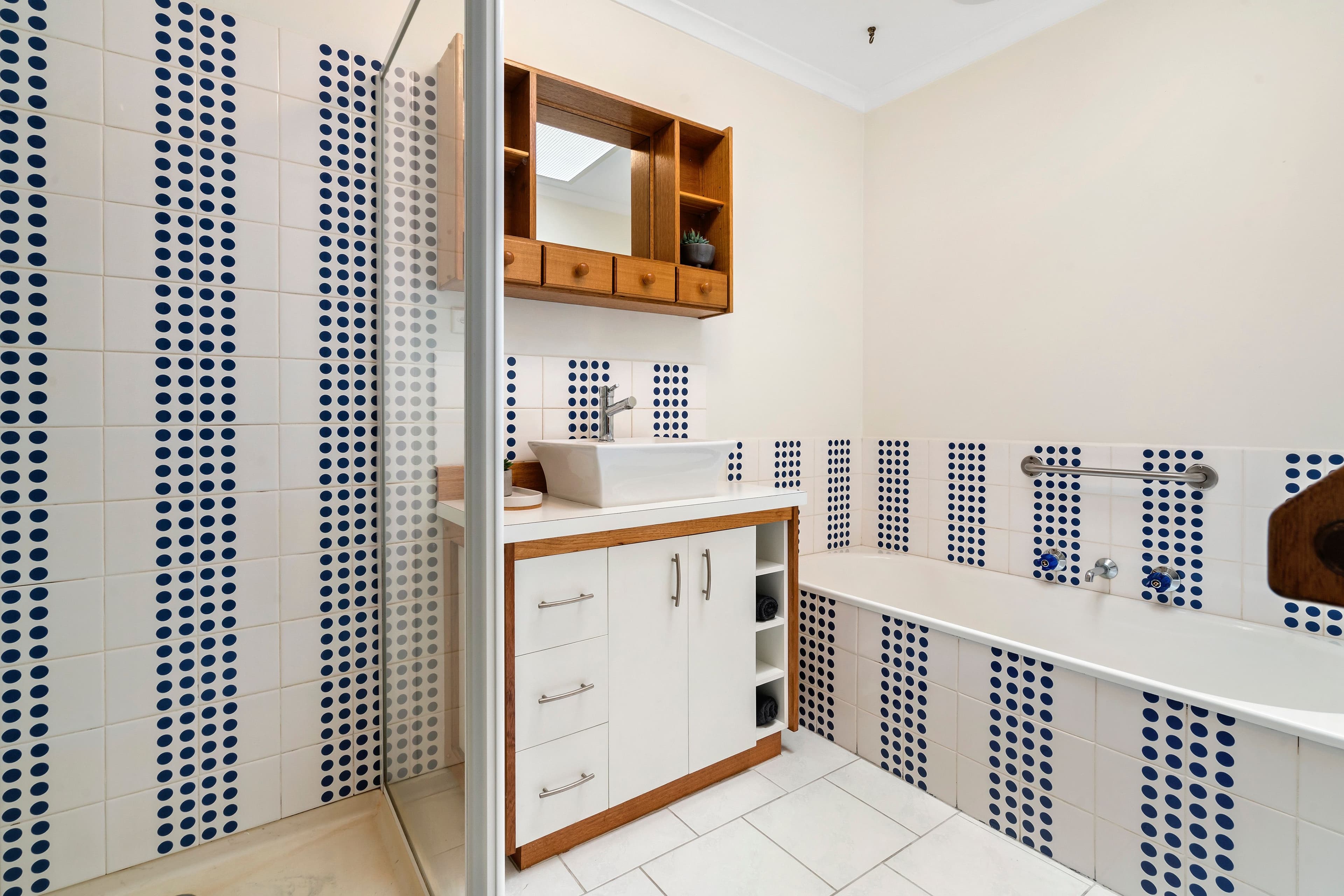 28 Raphael Crescent, Frankston VIC 3199, Frankston - Thumbnail 6