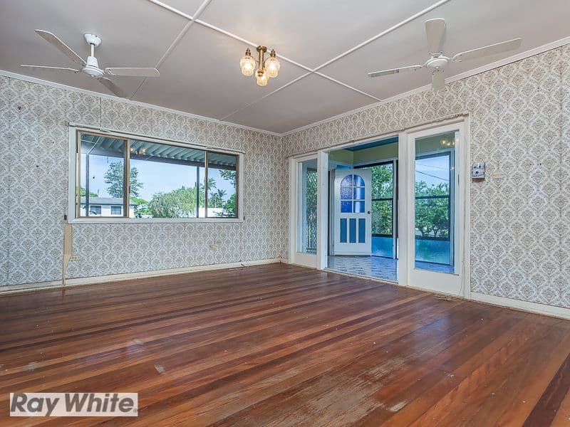 19 Spitfire Avenue, Strathpine QLD 4500, Strathpine - Thumbnail 7