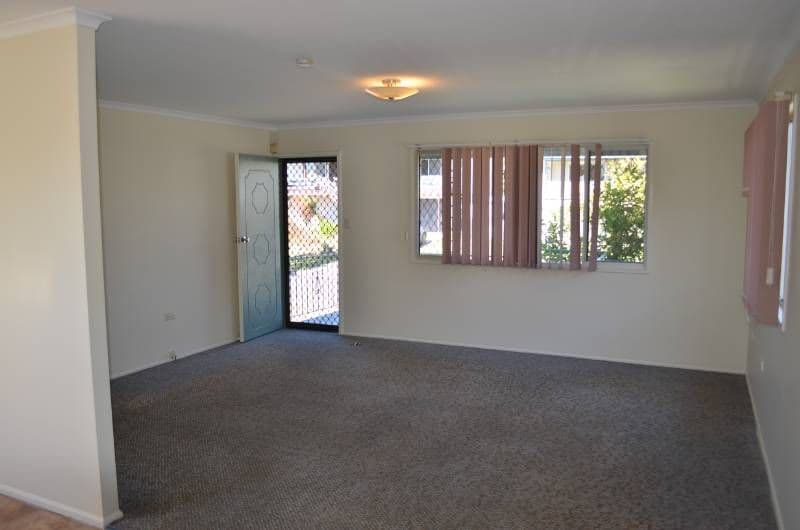 20 Pashley Street, CLINTON QLD 4680, Clinton - Thumbnail 3