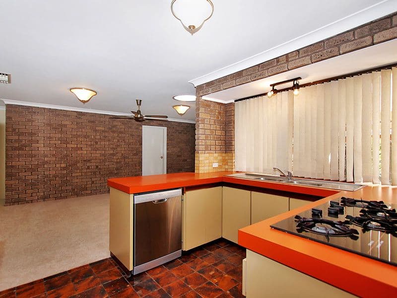 10 Bluejay Gardens, BALLAJURA WA 6066, Ballajura - Thumbnail 7