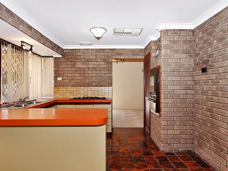 10 Bluejay Gardens, BALLAJURA WA 6066, Ballajura - Thumbnail 8