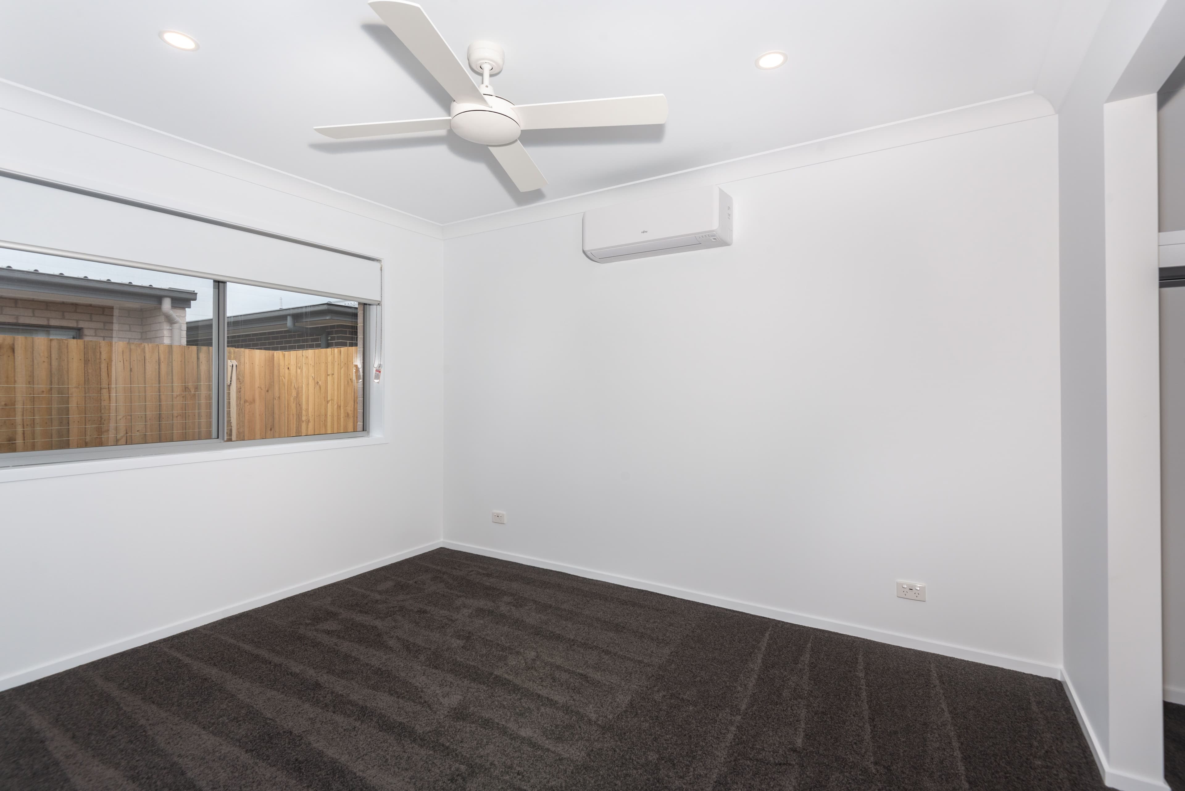 13 McConnell Esplanade, Strathpine QLD 4500, Strathpine - Thumbnail 4