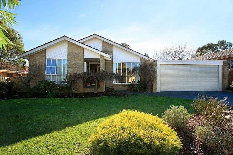 32 Somes Street, WANTIRNA SOUTH VIC 3152, Wantirna South - Image 1