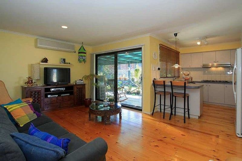 32 Somes Street, WANTIRNA SOUTH VIC 3152, Wantirna South - Thumbnail 6