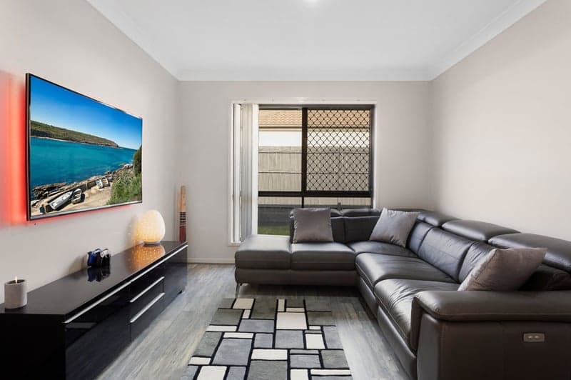 z25 Bellinger Key, Pacific Pines, QLD, 4211, Pacific Pines - Thumbnail 2