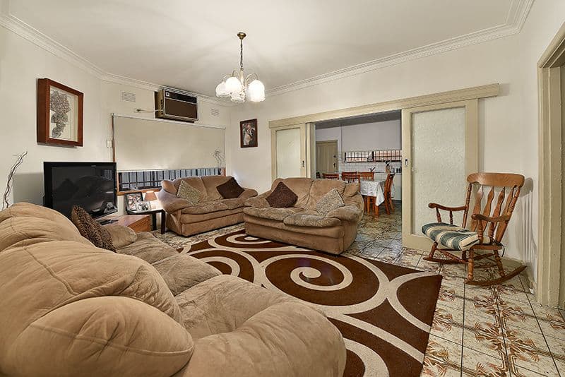 18 Barrow Street, Coburg VIC 3058, Coburg - Thumbnail 3