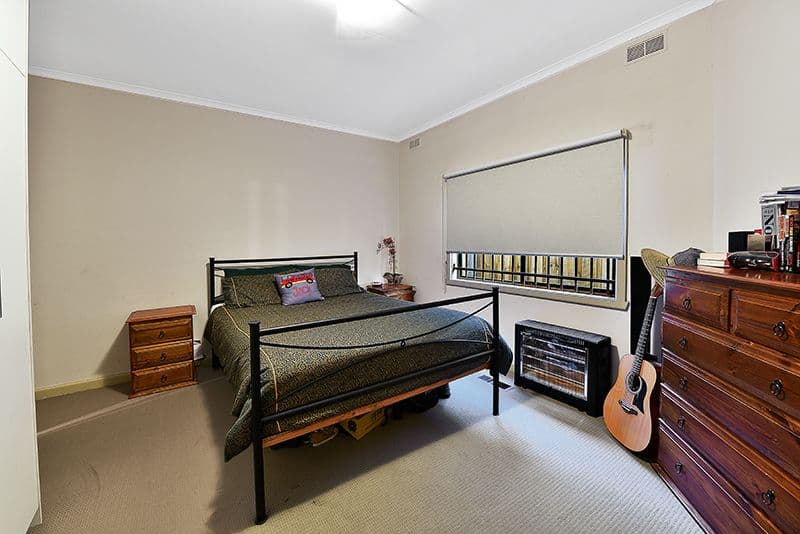 18 Barrow Street, Coburg VIC 3058, Coburg - Thumbnail 4
